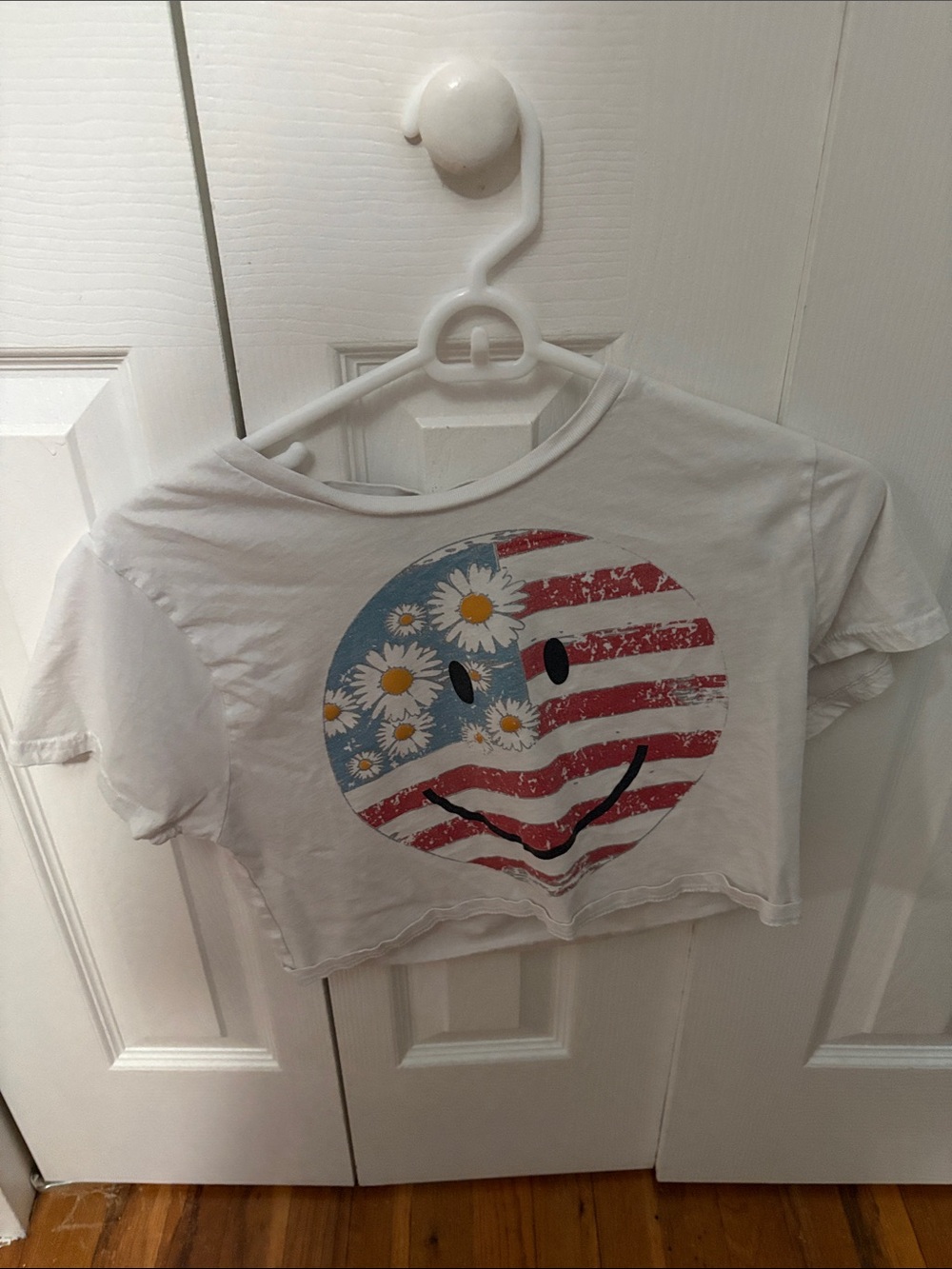White Graphic Crop Tee with Daisy Flag Smiley